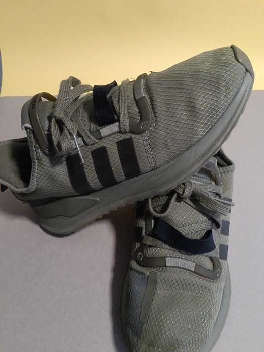 Tenis Adidas U Path Run 
Cor: Verde