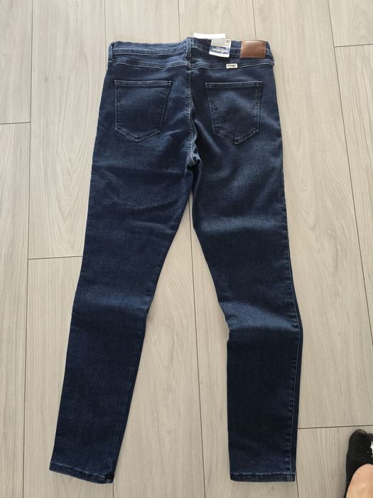 Nowe spodnie Wrangler damskie