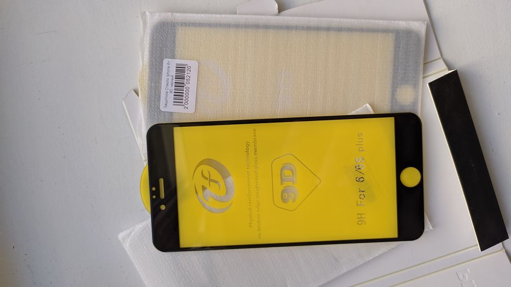 Два защитных стёкла iPhone 6 plus (6S Plus)