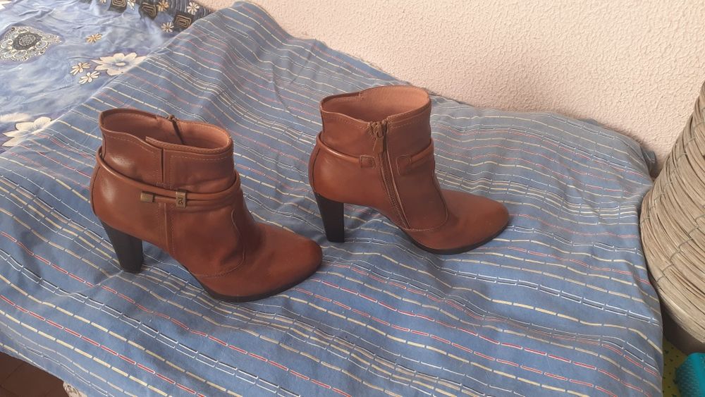 Botins pele n. 38 marca NERO GIARDINI