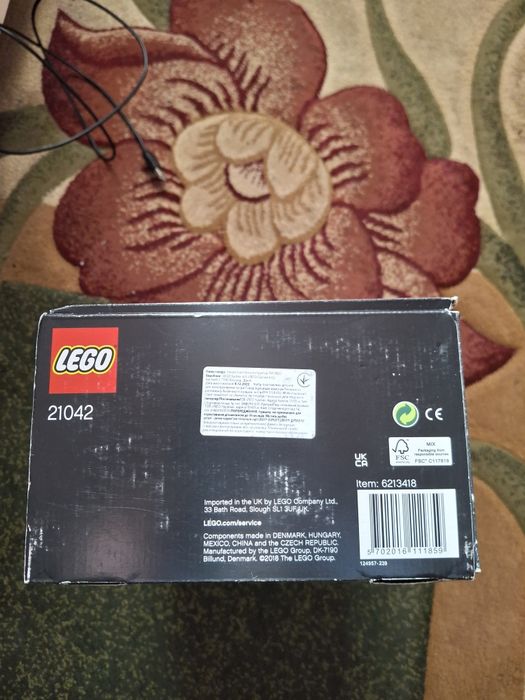 Продам конструктор Lego Architecture Statue of Liberty