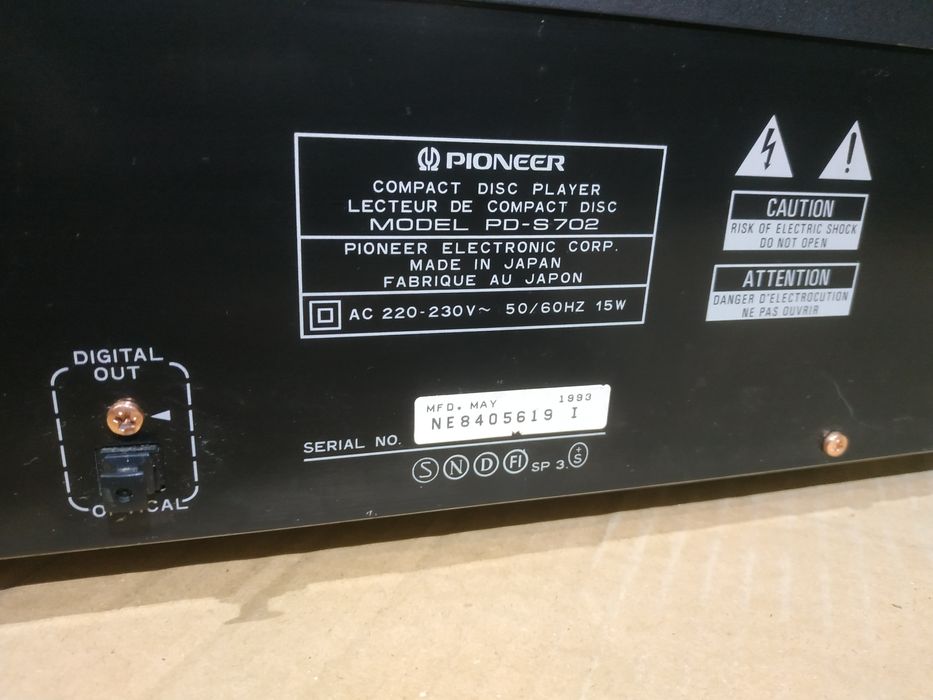 Pioneer Compact Disk Player PD-S702