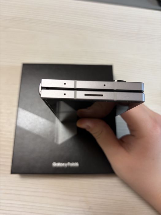 Samsung galaxy Z Fold 6