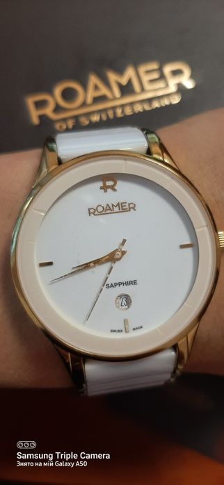 Годинник ROAMER of Switzerland.