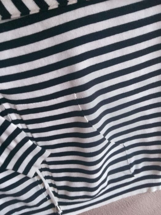 Продам женскую кофту