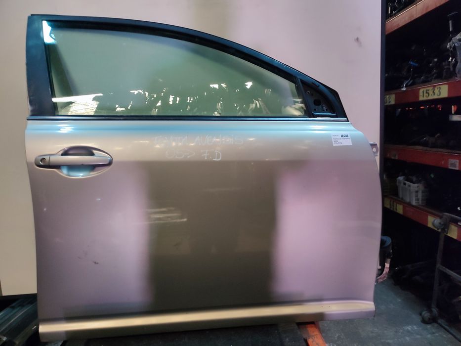 TOYOTA AVENSIS 2006 PORTAS FRENTE ESQ E DTO