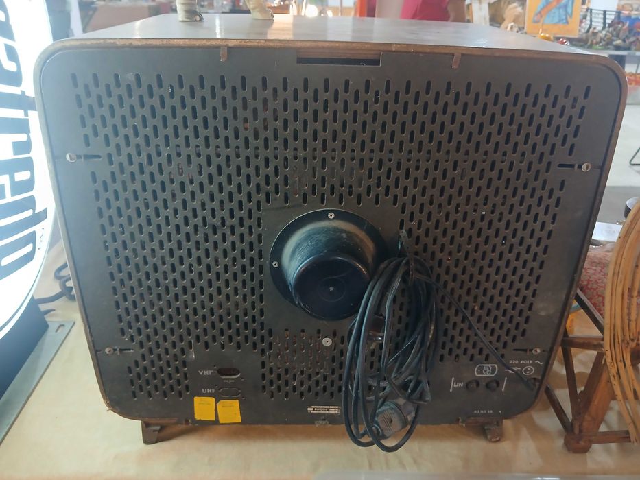 Antiga TV Televisão Philips