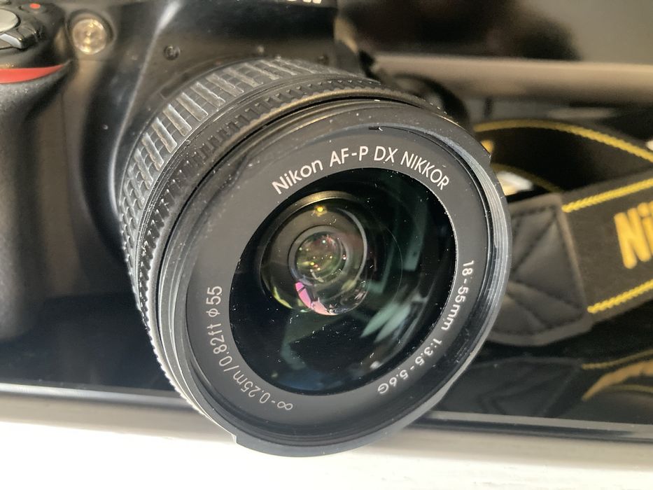 Nikon Camera64584212612481121