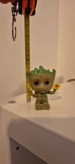 Mini figura baby Groot NOVO