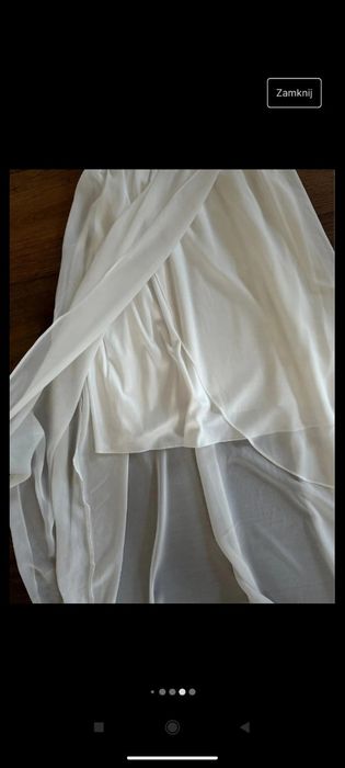 Elegancka biała midi sukienka