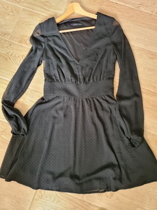 Szyfonową sukienka Even&Odd