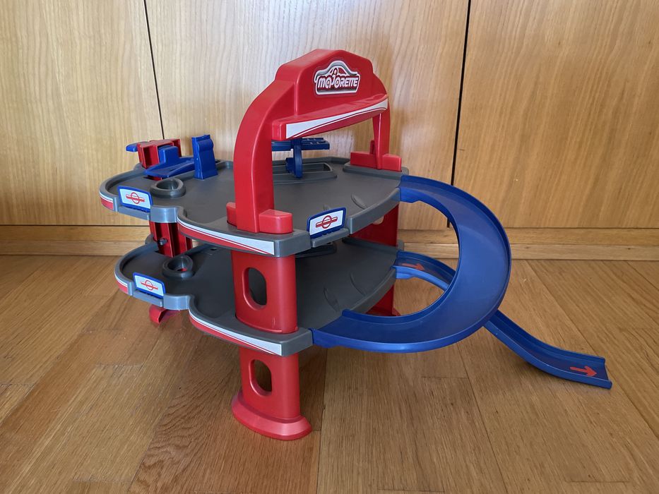 Garagem Majorette nova