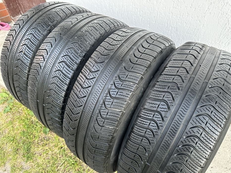 Шини Pirelli 205/55 R16!    Є 2 ШТ