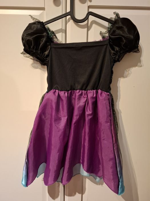 Strój przebranie czarownicy wiedźmy  r.104