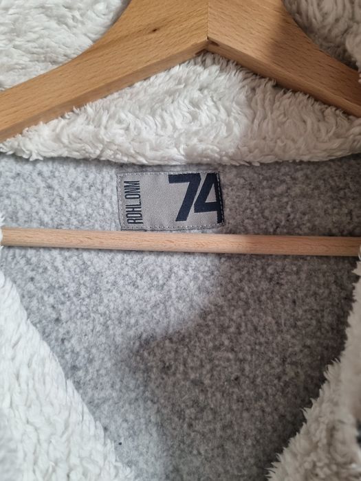 Szara ciepła bluza z kapturem