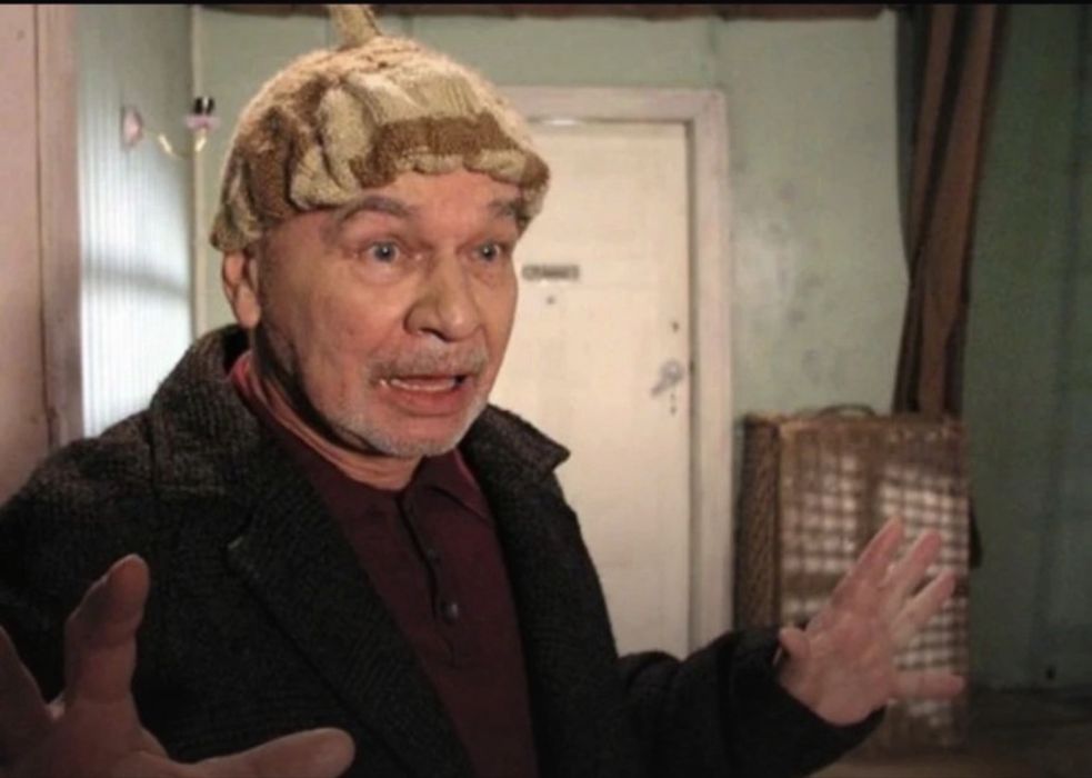 Beret Mariana Świat według kiepskich