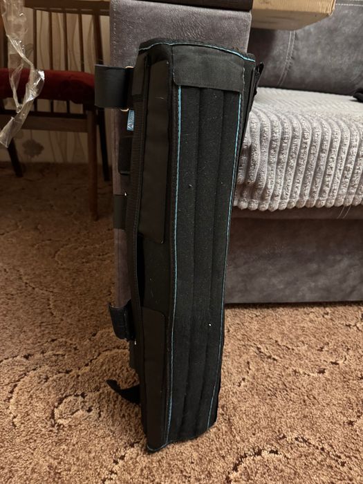 Бандаж колінного сустава