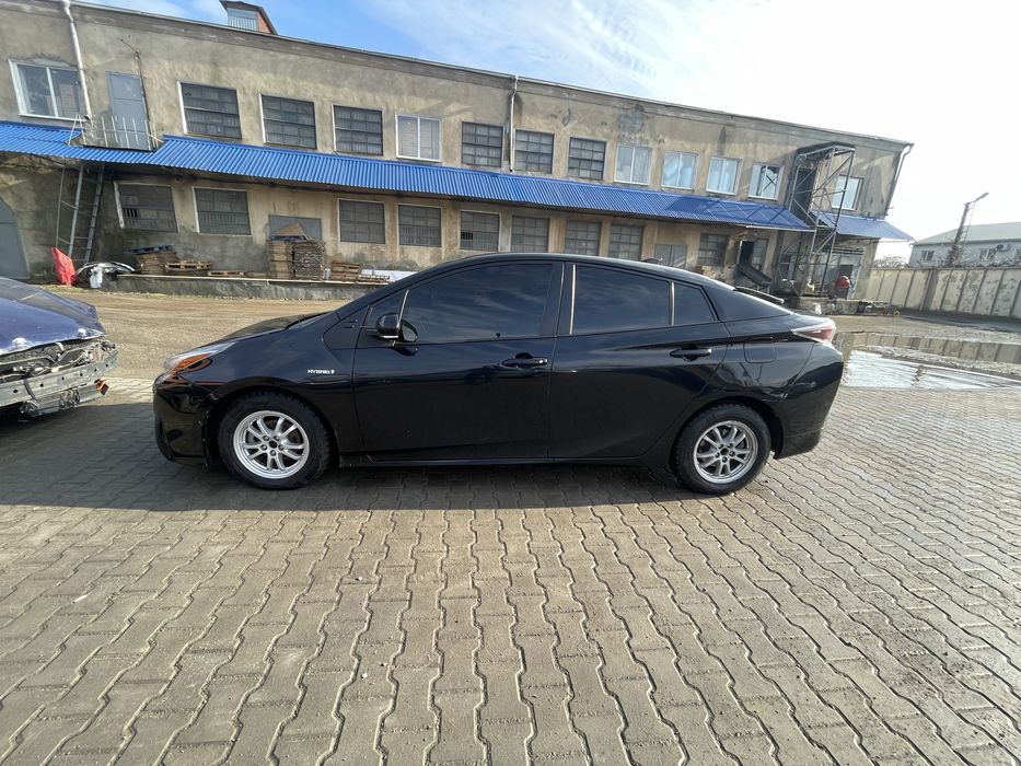 Аренда Toyota Prius 16г.