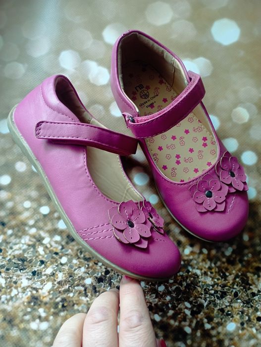 Туфельки для дівчинки,шкільні туфельки.29розм; уст.18.4.Mathercare