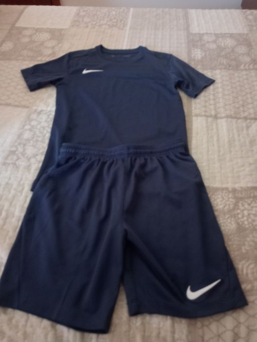 Conjunto menino nike