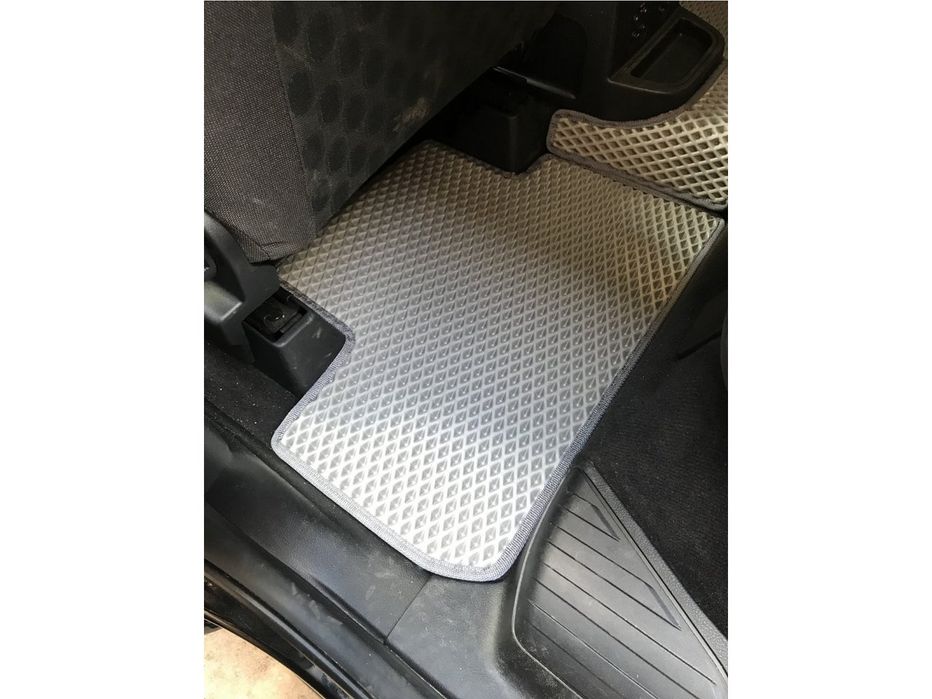 Land Rover Freelander 2 Коврики EVA (серые)