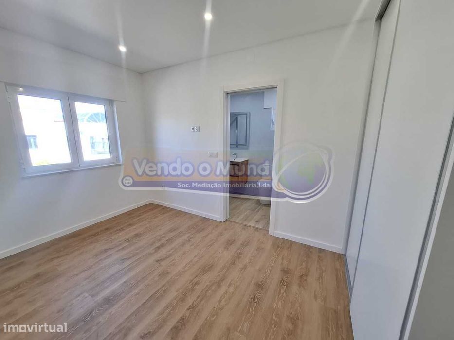 Apartamento T3 em Coruche (CRCH181)