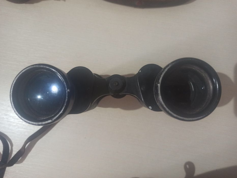 бінокль.стан.нормальний.