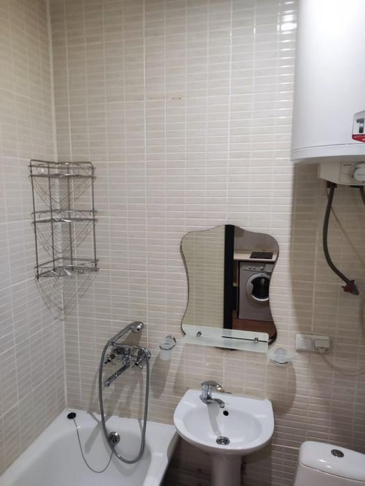 Продам 1 к.кв. Добровольцев 5, метро Метростроителей