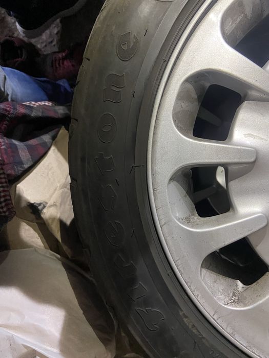 Продам диски с резиной летняя r16