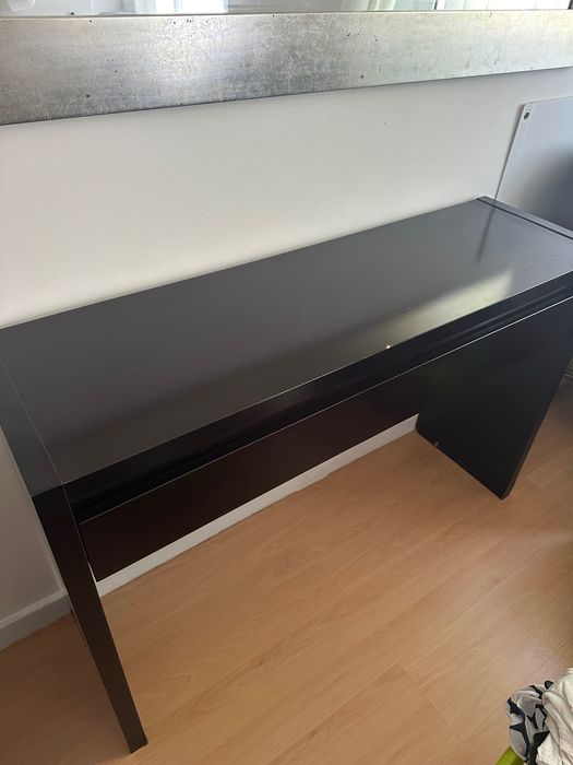 Mesa/consola de entrada ou de apoio