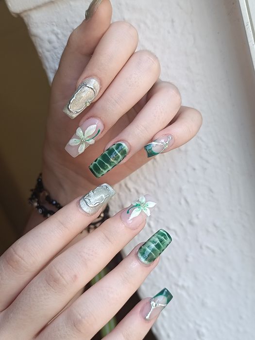 Unhas de gel Amora, Seixal