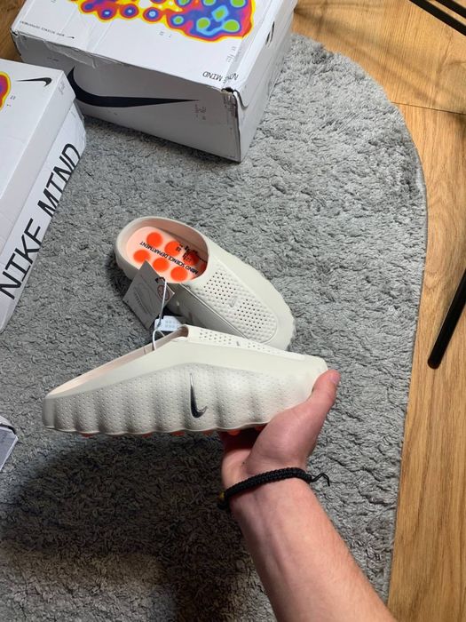 Тапки Nike mind 001