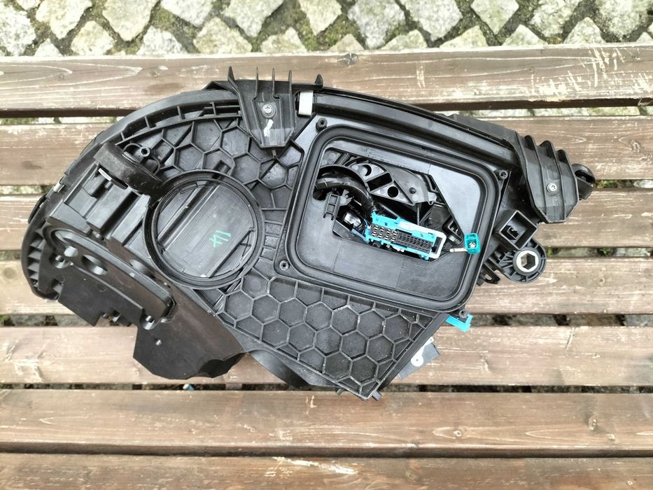 Mercedes C klasa W206 full LED digital lampa prawa