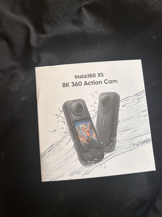 Insta 360x5 8k action cam