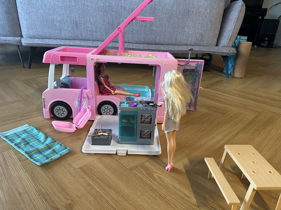 Kamper Barbie dla dziewczynki