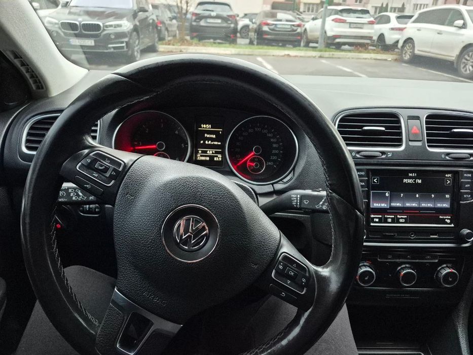 Продам автомобільVW golf 6 2010 рік