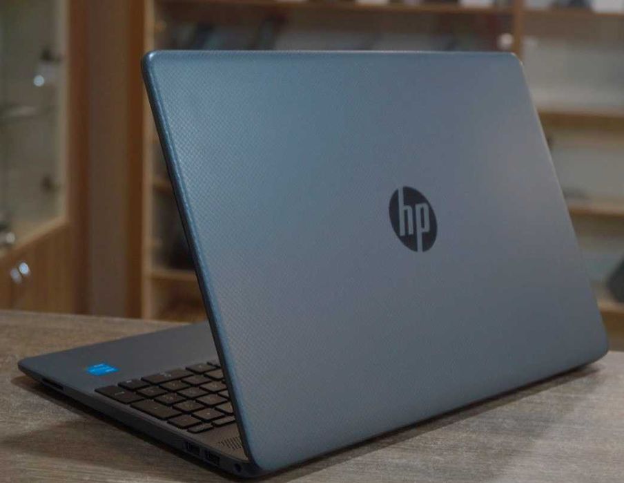 ГАРАНТІЯ HP (FullHD/Pentium Gold 7505/RAM 8ГБ DDR4/SSD 128ГБ)TVOYO