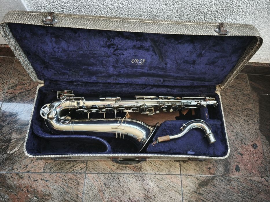 saxofone tenor/vintaje   ORSI  italiano com estojojo