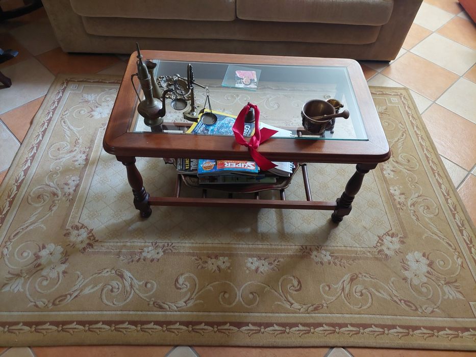 Mesa de centro madeira e vidro