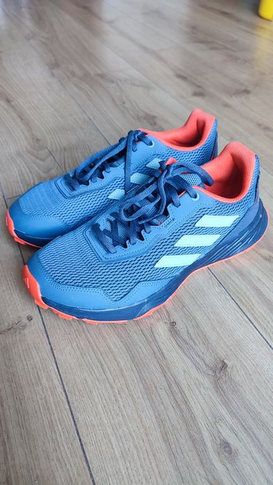Adidas Tracefinder Traxion 42 2/3 granatowe