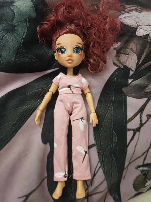 Игровая кукла шарнирная