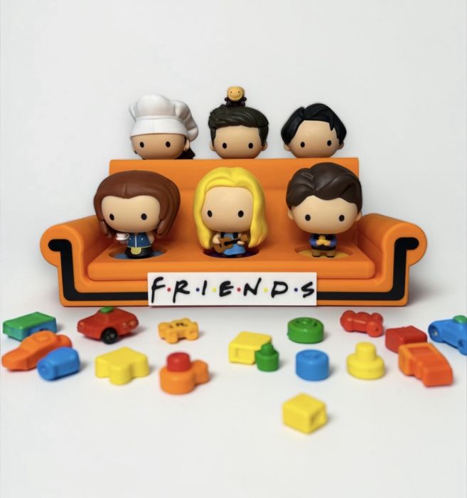 Якісний диван-підставка для фігурок Friends з McDonald’s