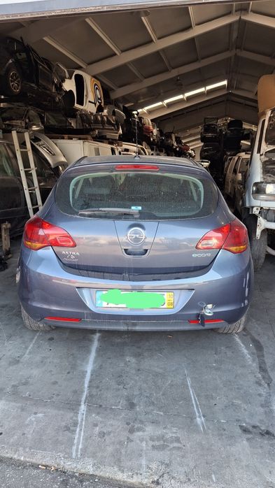 Opel astra j para peças