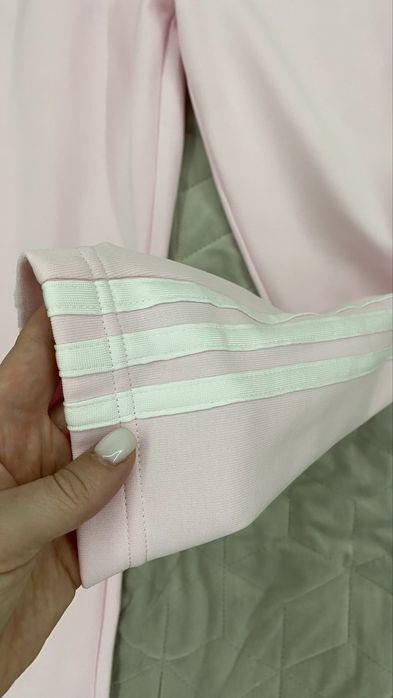 Штаны новые, adidas, размер S