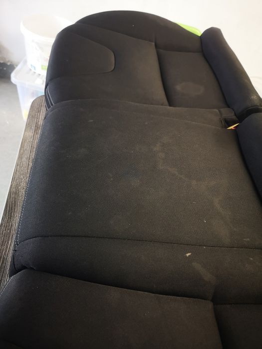 Kompleksowe czyszczenie aut. Pranie tapicereki