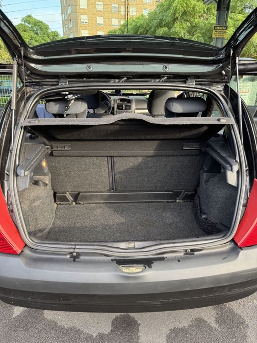 Renault Clio 1.2 Gasolina 2005