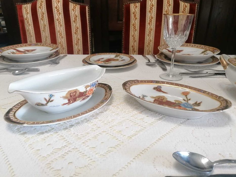 Louça japonesa - serviço 30 peças em porcelana asiática