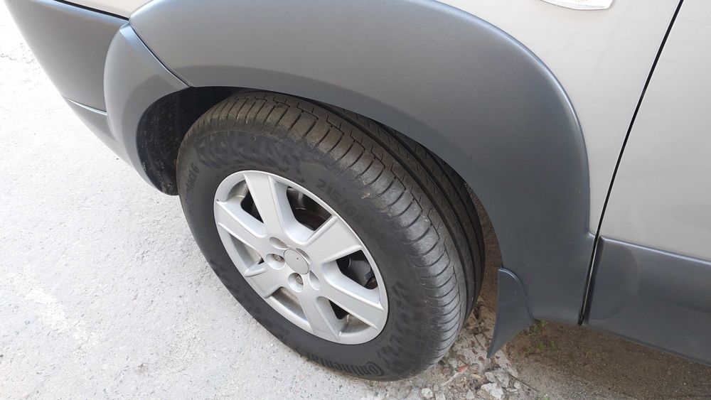 Продаю автомобиль Hyundai Tucson 2007