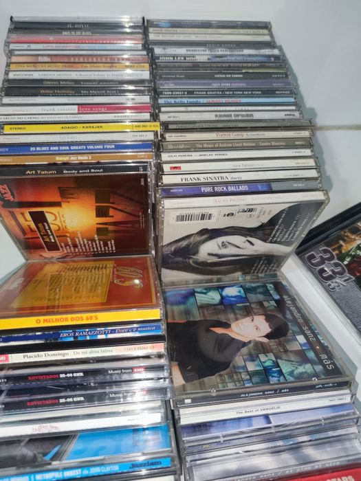 GRANDE LOTE DE 100 CD'S