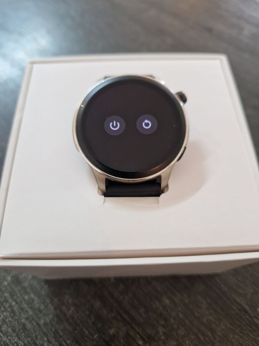 smartwatch amazfit gtr 4 preto
Relógio em